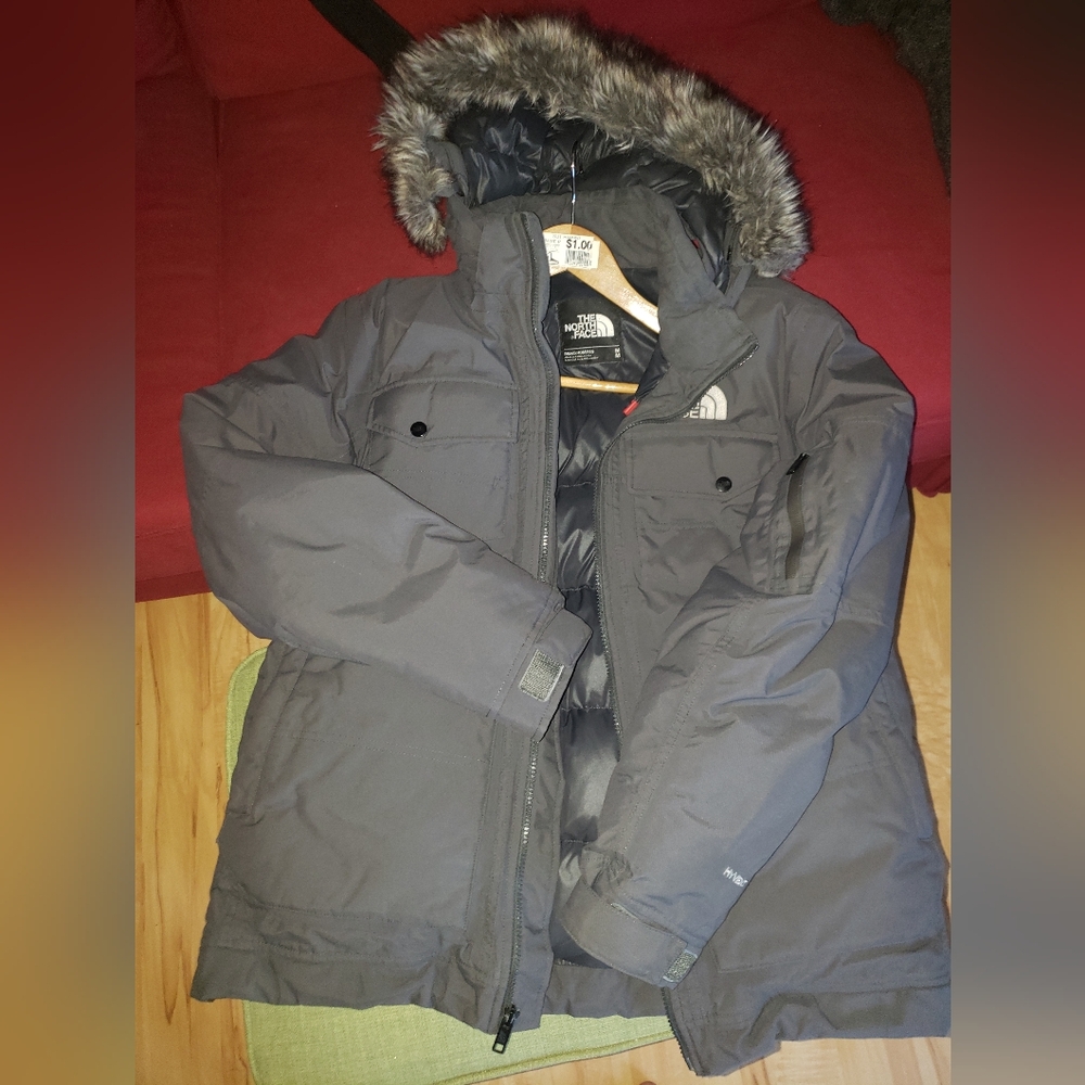 North Face parka Medium